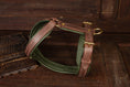 Bild in Galerie-Betrachter laden, Hundegeschirr Geschirr Ledergeschirr nach Maß Maßangefertigtes Geschirr aus Leder Hund