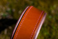 Bild in Galerie-Betrachter laden, Hundehalsband Leder Cognac Rosa Metallic