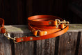Bild in Galerie-Betrachter laden, Lederleine Hundeleine Leder Cognac