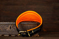 Bild in Galerie-Betrachter laden, WIndhundhalsband Leder orange
