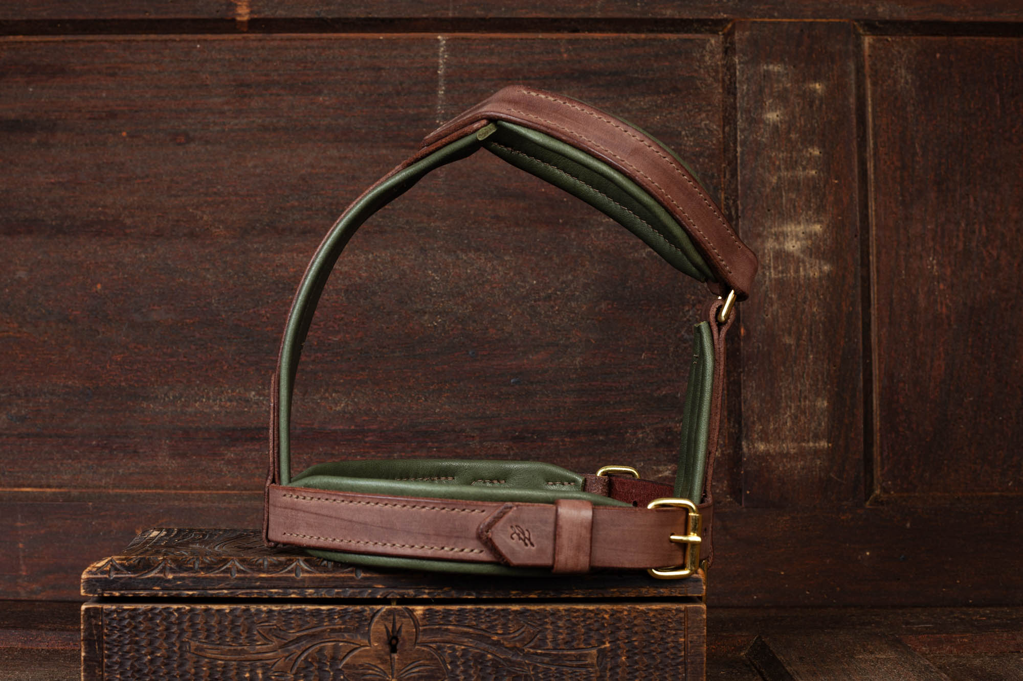 Hundegeschirr Geschirr Ledergeschirr nach Maß Maßangefertigtes Geschirr aus Leder Waldläufer