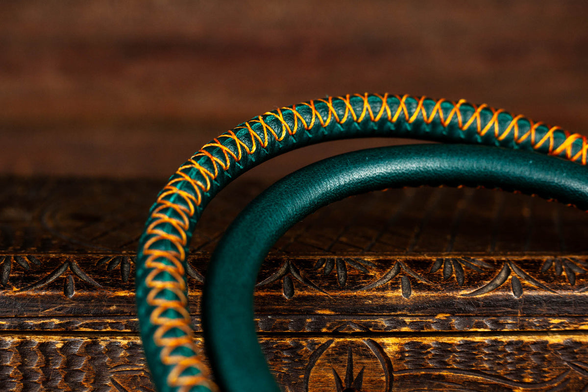 Halsband rund Leder