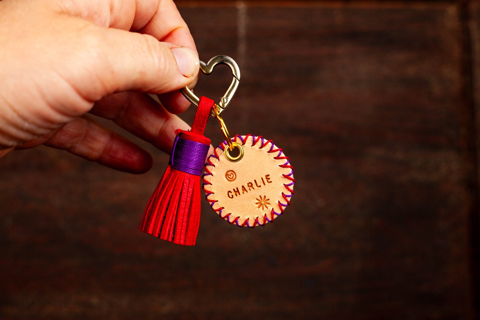 Hundemarke Hundemarken aus Leder lautlos leise Ledermarke Hund dogtag