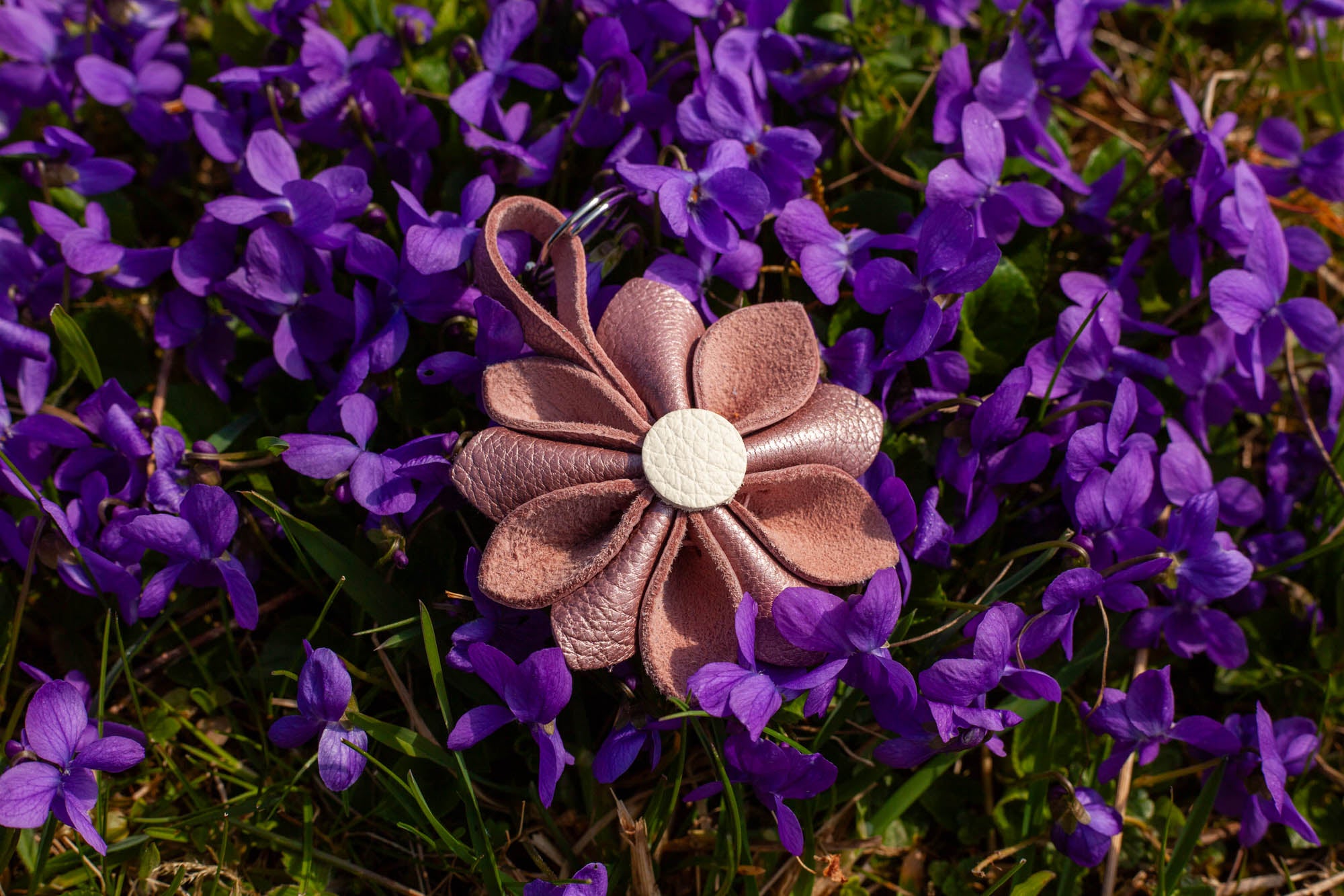 Blume aus Leder Rosa