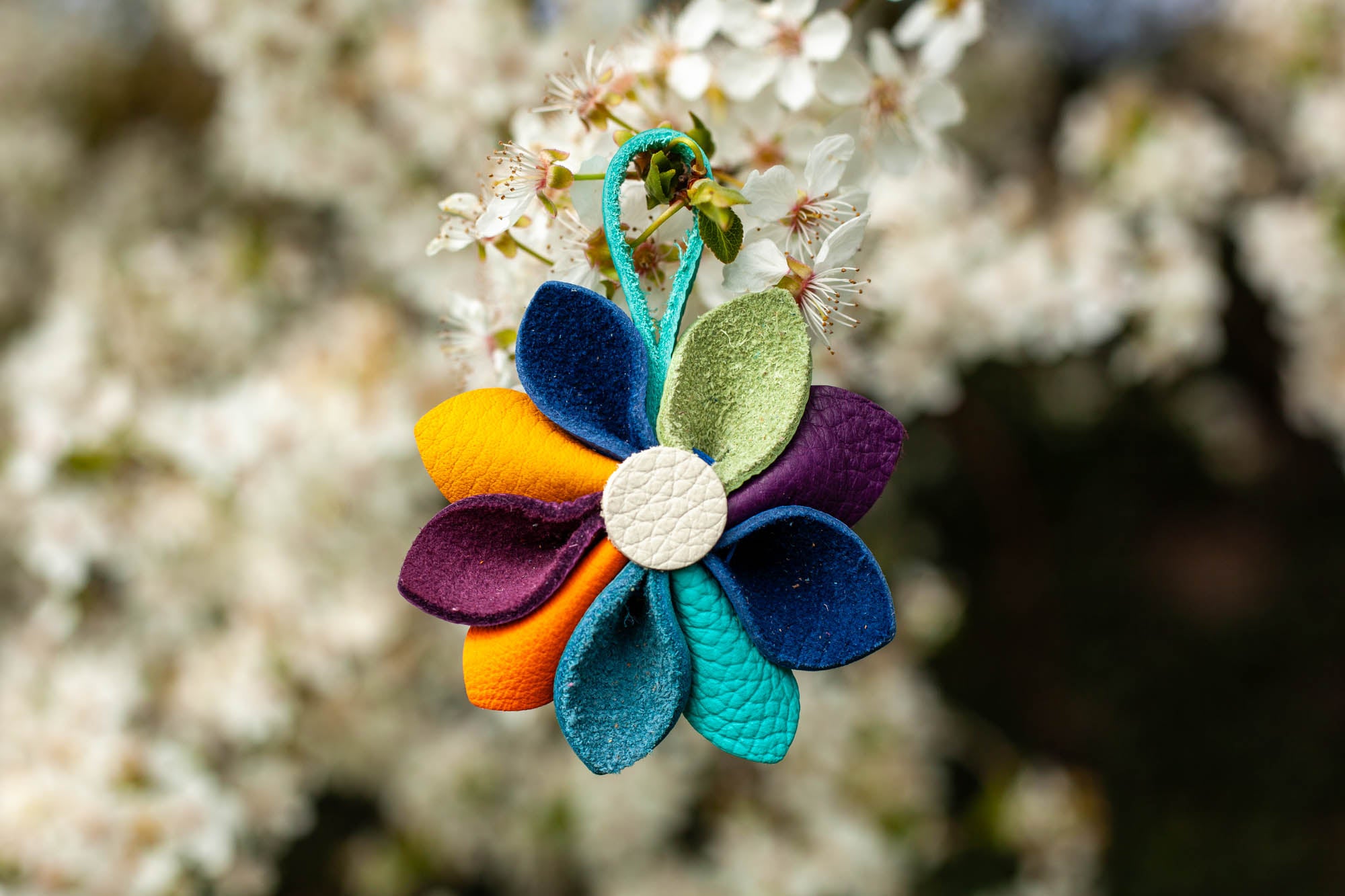 Lederblume Blume Schlüsselanmhänger Anhänger bunt